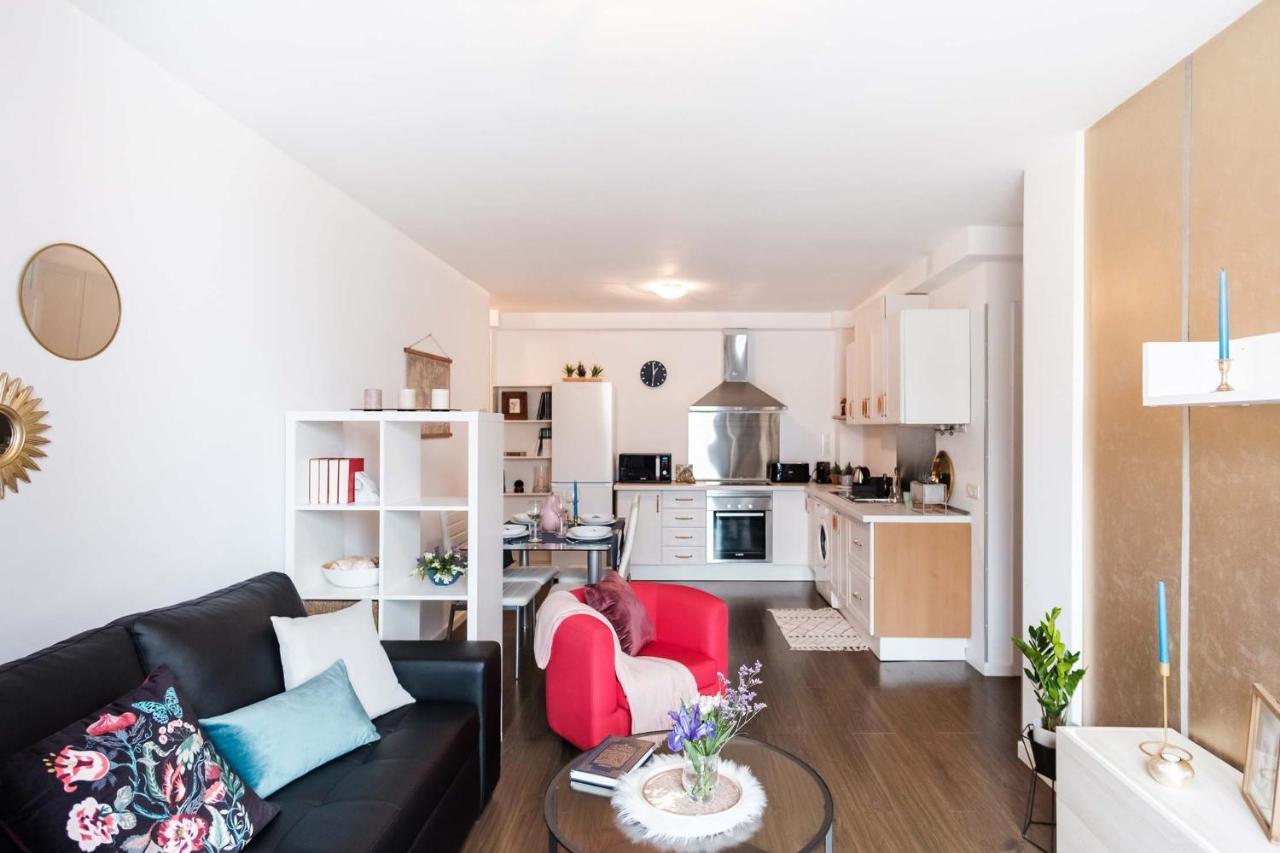 Stylish And Chic City Center Apartment With Wifi La Laguna  Extérieur photo
